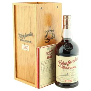 Glenfarclas 1969 The Family Casks 2007 Bottling with Box Cask 3184