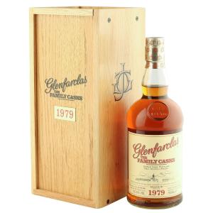 Glenfarclas 1979 The Family Casks Release III Cask 2216 with Box