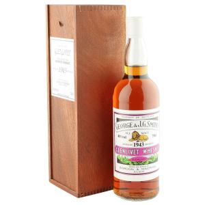 Glenlivet 1943 Gordon MacPhail Nineties Bottling with Wooden Box