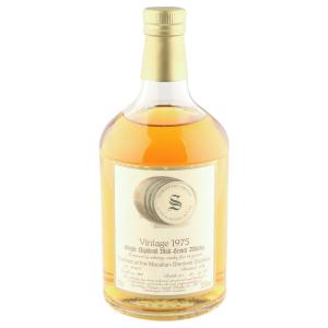 Macallan 1975 19 Year Old Signatory Vintage 1994 Bottling