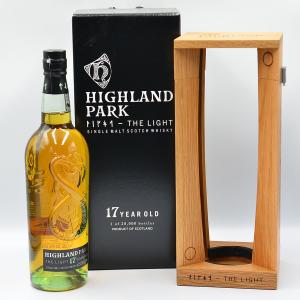 Highland Park 17 Year Old Islands Whisky The Light