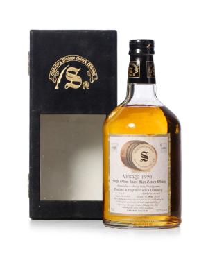 Highland Park 1990 11 Year Old Signatory Vintage 2002 Bottling with Case