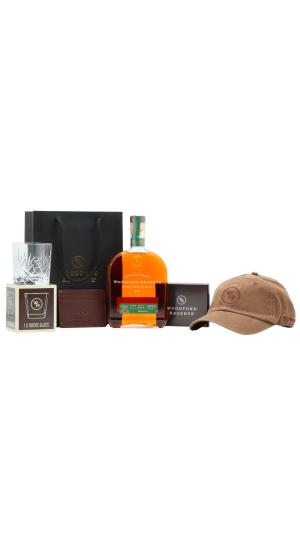 Woodford Reserve Distillers Select Kentucky Straight Rye Whiskey 70cl 452 ABV Gift Pack