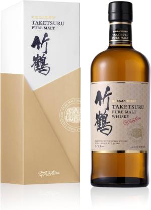 Nikka Taketsuru Pure Malt Japanese Whisky 70 cl 43 percent Citrus Dark Chocolate and Rich Smoke Perfect for Gifting