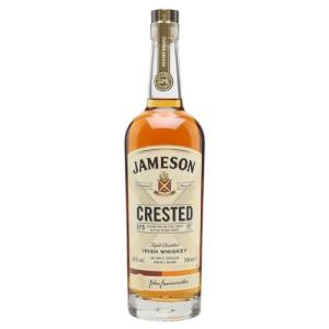 Jameson Crested Triple Distilled Irish Whiskey 40 ABV 70CL Blended Signature Grain Whiskey Matured in Sherry Casks and Bourbon Barrels Delicate Sherry Notes with Spicy Sweetness Undertones